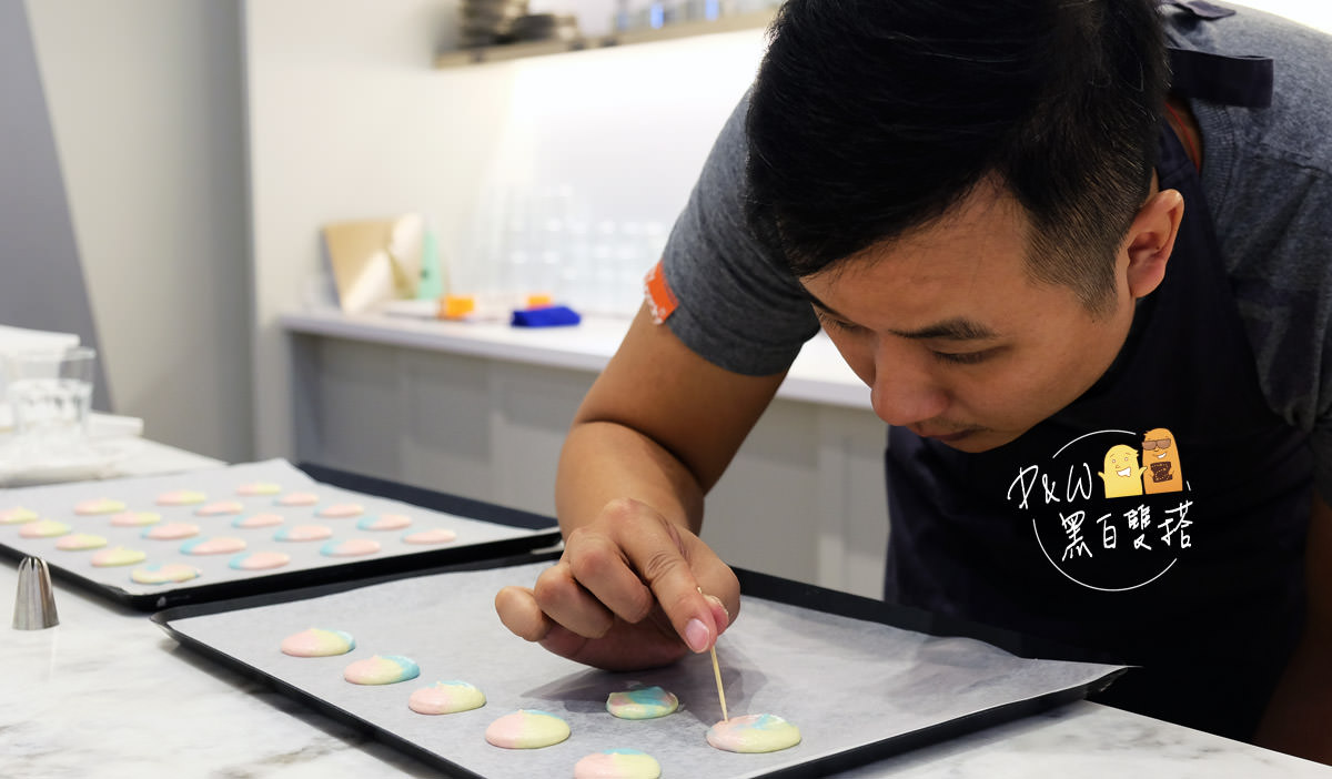 台北中正區烘焙DIY｜自己做夢幻甜點，台北京站funsiamo自助烘焙體驗 ！自己做出絕美的星空馬卡龍、彩虹蛋糕、巧克力蛋糕！