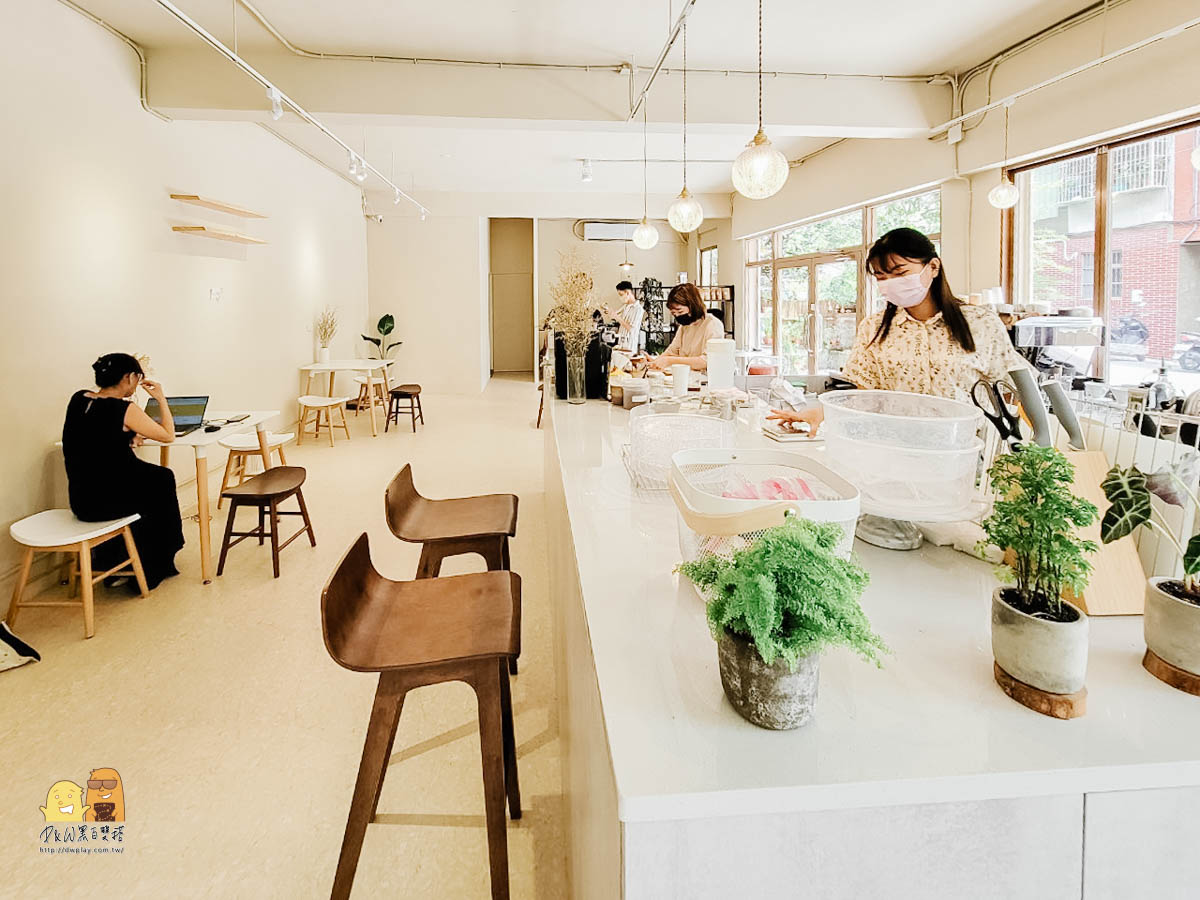 新莊下午茶推薦林椐咖啡廳，老宅改建超美日式庭院，甜點咖啡好拍又好吃