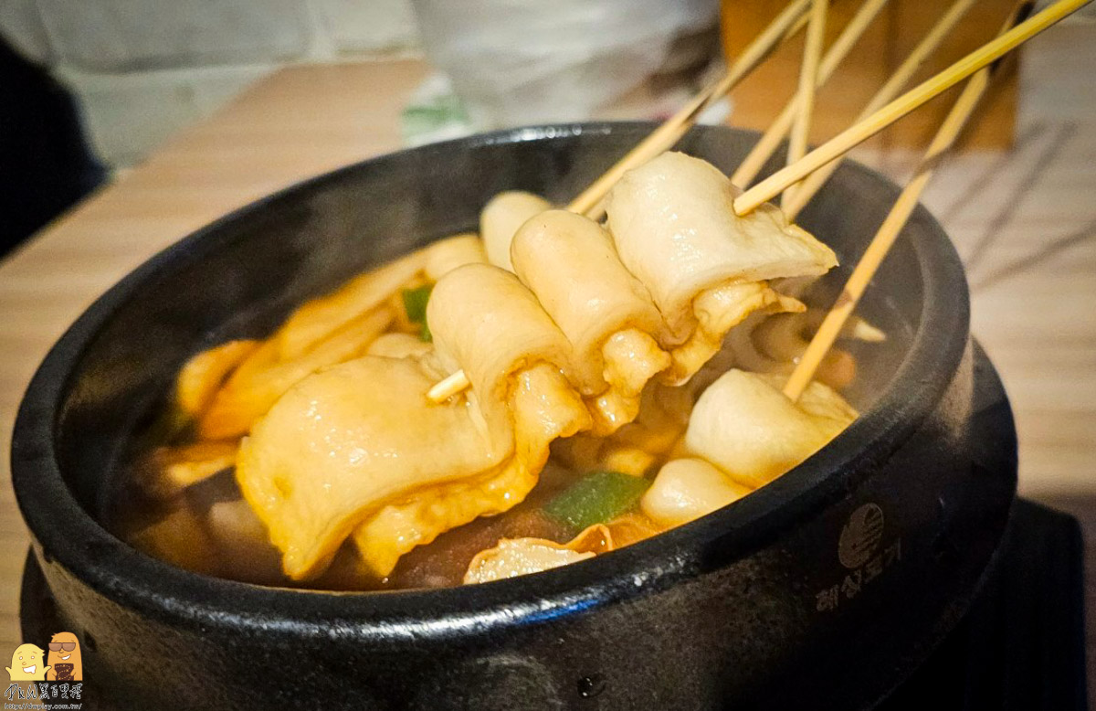 台北東區必吃韓式烤雞OvenMaru烤頂鷄-外酥內嫩又多汁，無油高溫烘烤卻有炸雞口感!台北不能錯過的韓式烤雞